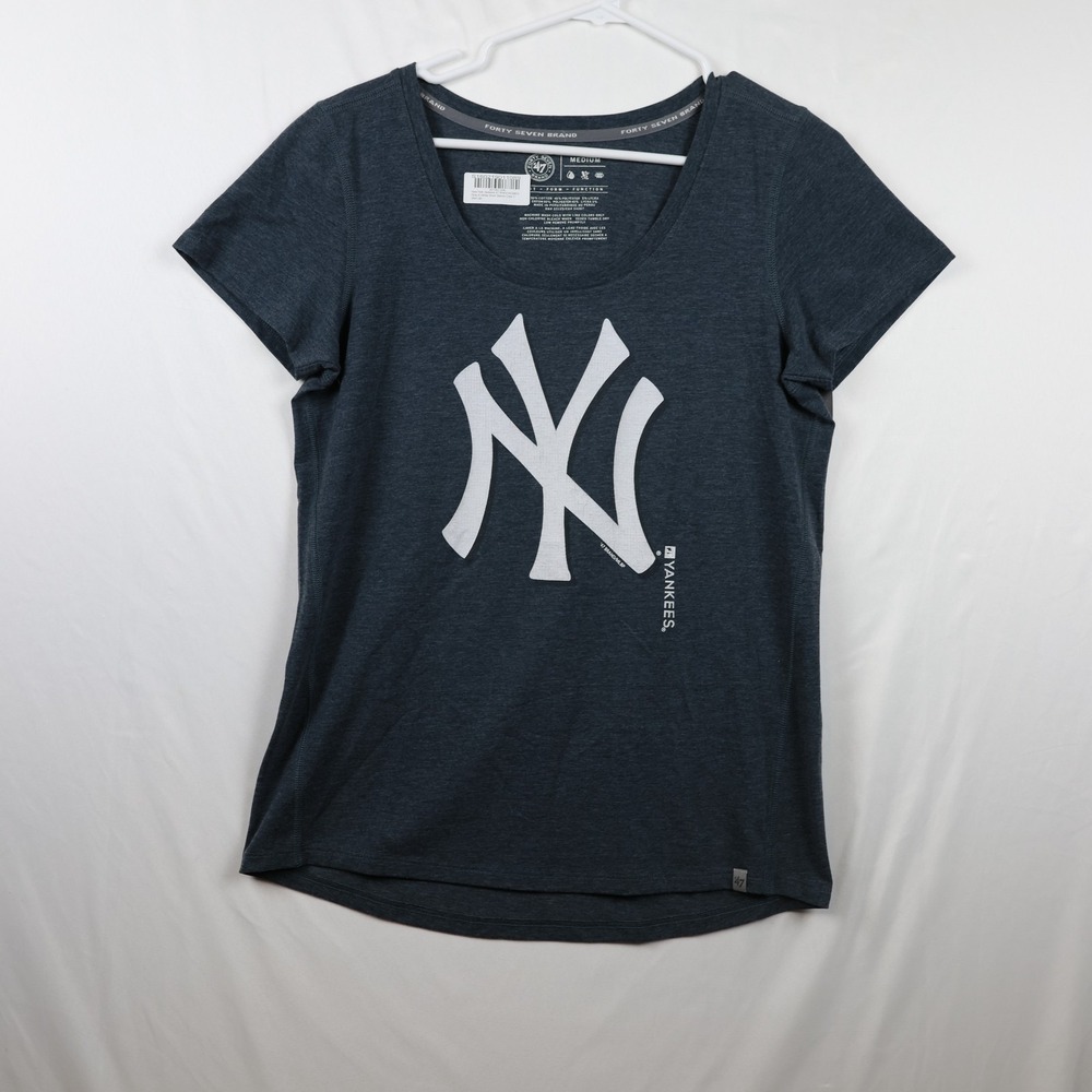 New York Yankees Shirt Womens Medium Gray MLB Baseball Short Sleeve Tee 47 Brand